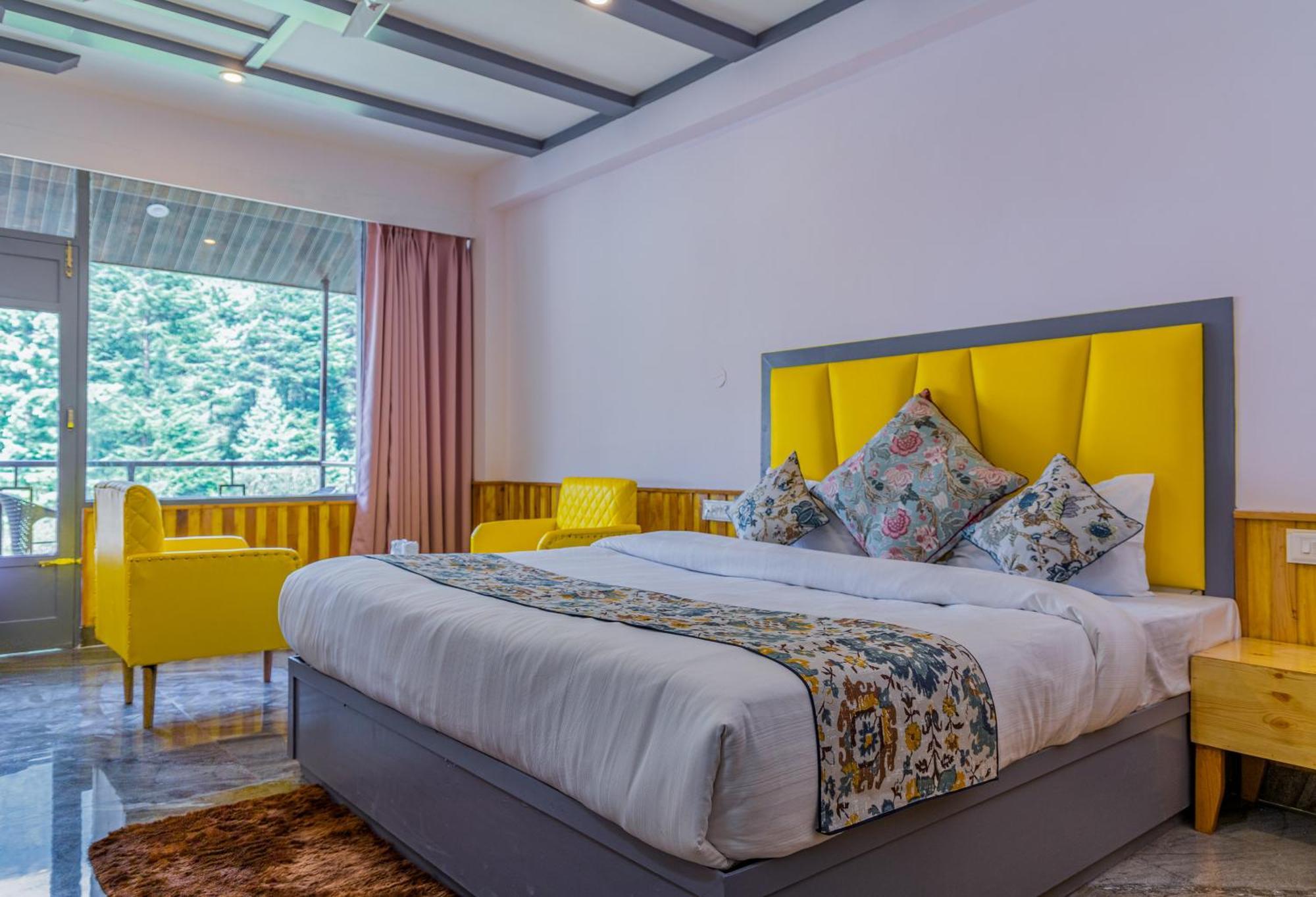 Hotel Apple Flower Manāli Zewnętrze zdjęcie